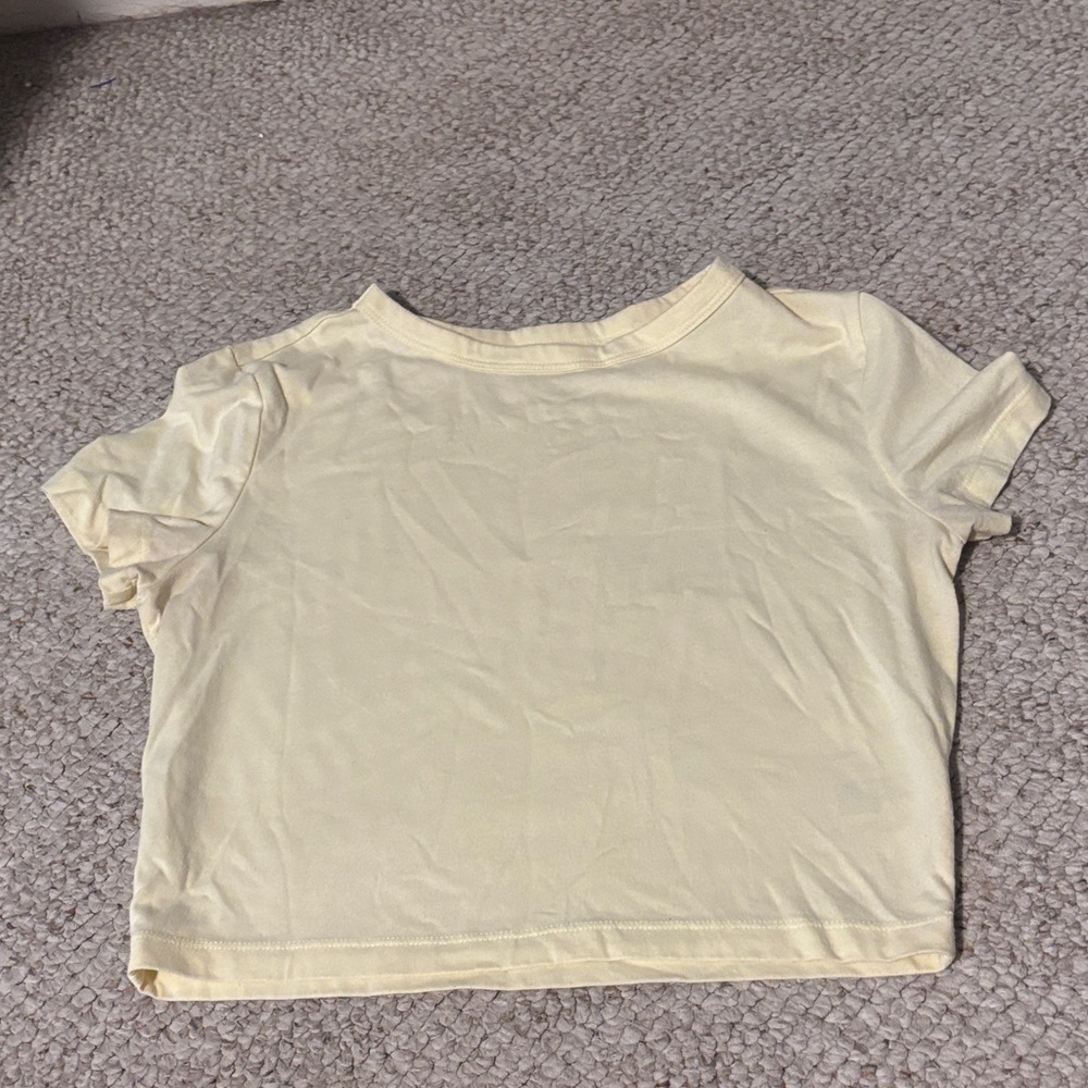 Wild Fable light yellow shirt